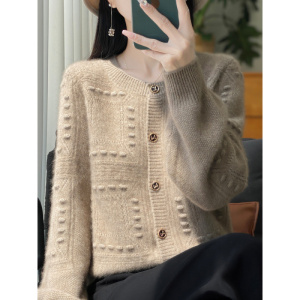 秋冬新款圆领羊毛针织开衫女时尚羊毛休闲减龄软糯厚毛衣上衣外套