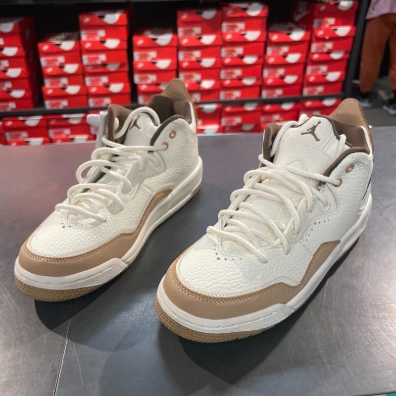 NIKE耐克篮球鞋JORDAN运动休闲气垫缓震青少年运动鞋FQ6861-121 D