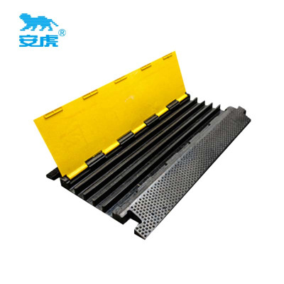 安虎 线槽减速带 大五线槽900*490*50mm 个