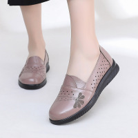 真皮镂空单鞋女新款一脚蹬平底妈妈鞋浅口软底舒适女鞋
