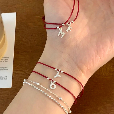 S925纯银[你的名字]字母红绳女新年红手绳简约日常手链通勤送女朋友老婆情人节七夕生日礼物