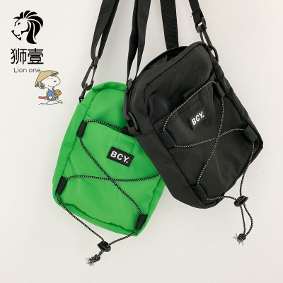 狮壹（Lionone）19新款潮ins超火网红款斜跨腰包胸包男女百搭运动跑步单肩小背包