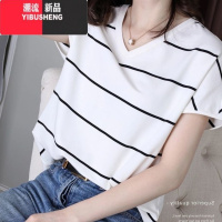 YIBUSHENG胖mm300斤加大码宽松短袖T恤女季新款半袖遮肚条纹v领上衣ins潮