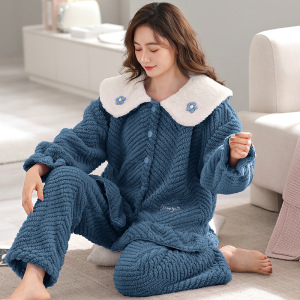 秋冬季新款法兰绒睡衣女士可爱外穿加厚大码珊瑚绒保暖家居服套装