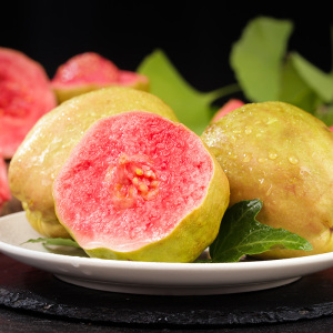 [苏鲜生]新鲜红心芭乐 番石榴 净重3斤装 新鲜水果 甘甜可口