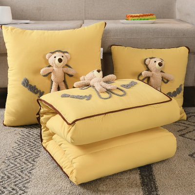 立体小熊抱被枕