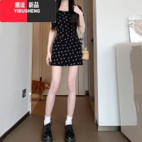 YIBUSHENG黑色方领碎花连衣裙女季2024新款小众设计感法式别致甜辣短裙子