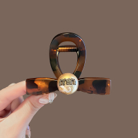 简约蝴蝶结珍珠中号抓夹女轻奢高级感后脑勺半扎鲨鱼夹发夹头饰送女朋友老婆情人节七夕生日礼物