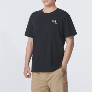 安德玛(Under Armour)男装新款运动服透气宽松圆领训练服健身休闲短袖t恤衫1382904-001 ZP