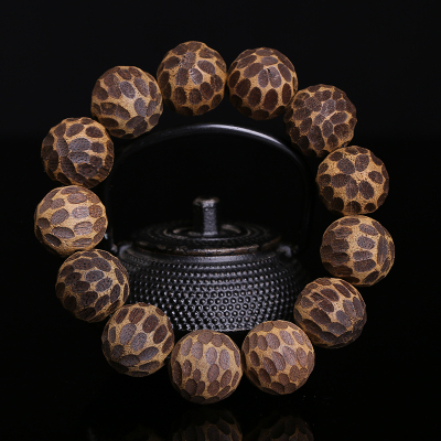 柬埔寨虫漏沉香手串甜香醇厚纹路清晰结香多沉水级文玩佛珠男送女朋友老婆情人节七夕生日礼物