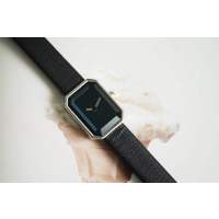 2025年夏季新品腕表 清纯女生小香风 精致水晶 黑玛瑙表面 瑞士机芯 真皮表带 百搭腕表 七夕礼物 送女朋友礼物MS9