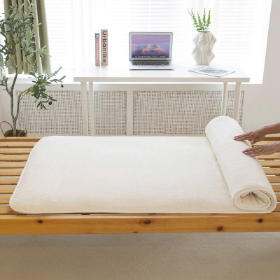 长绒棉鱼鳞网纱褥子150×200cm 4斤