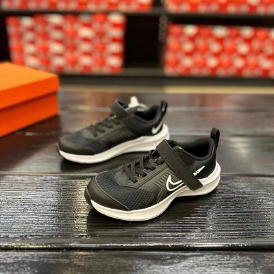 NIKE耐克跑步鞋轻便透气低帮童鞋运动鞋CZ3959-001 Z