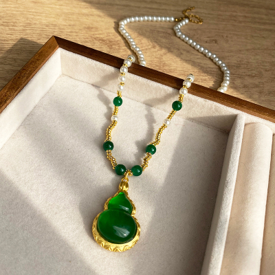新中式绿色葫芦珍珠毛衣链轻奢高级感大气高档国风复古项链配饰女送女朋友老婆情人节七夕生日礼物